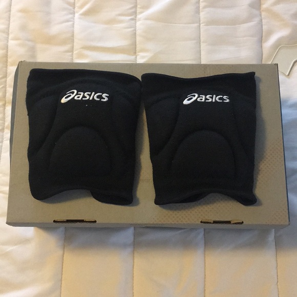 Asics Other - Asics Knee Pads